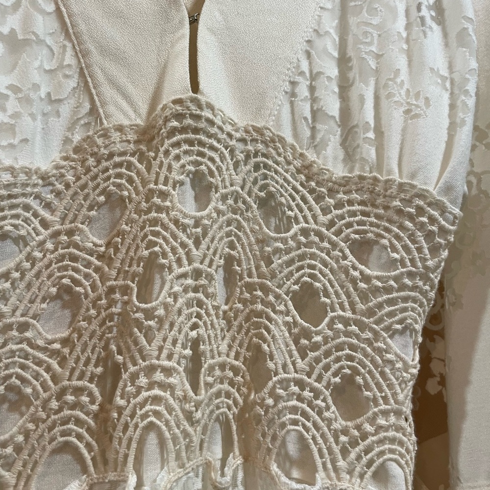 Elegant Off-White Farm Rio Solana Dress Size S - Picture 5 of 16